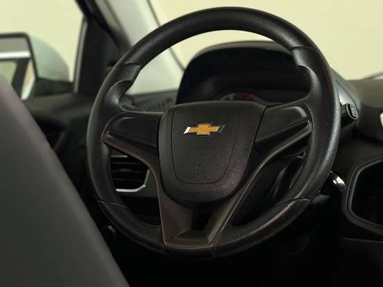 CHEVROLET-ONIX-1.4 MPFI LT 8V FLEX 4P MANUAL CHEVROLET-ONIX-2013