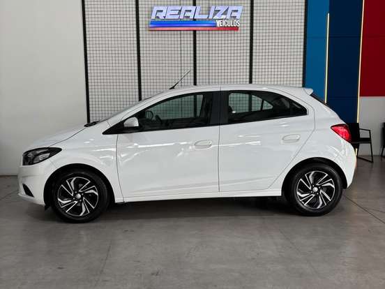 CHEVROLET-ONIX-1.4 MPFI LT 8V FLEX 4P MANUAL CHEVROLET-ONIX-2017