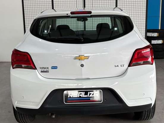 CHEVROLET-ONIX-1.4 MPFI LT 8V FLEX 4P MANUAL CHEVROLET-ONIX-2017