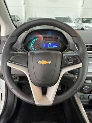 CHEVROLET-ONIX-1.4 MPFI LT 8V FLEX 4P MANUAL CHEVROLET-ONIX-2017