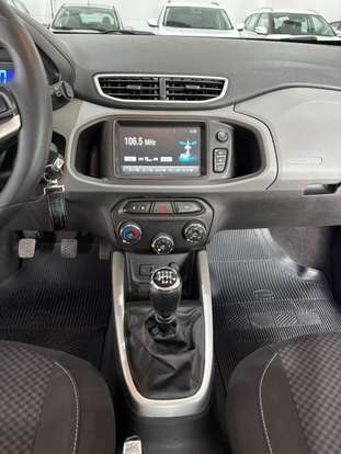 CHEVROLET-ONIX-2017