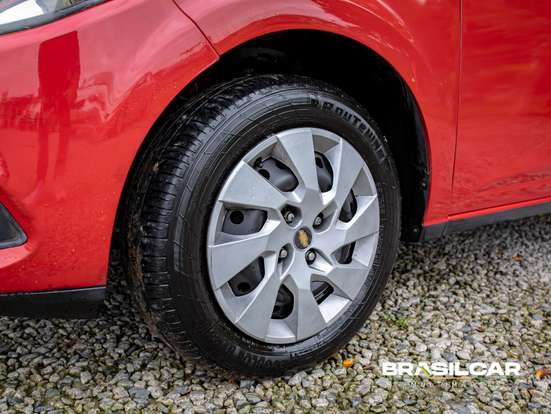 CHEVROLET-ONIX-2013