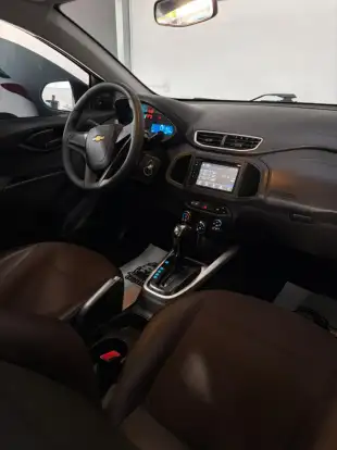 CHEVROLET-PRISMA-2018