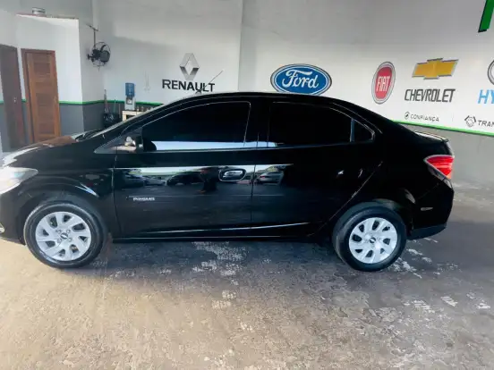 CHEVROLET-PRISMA-2014
