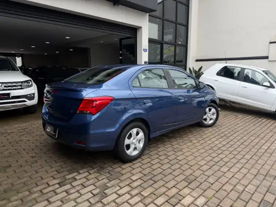 CHEVROLET-PRISMA-2018