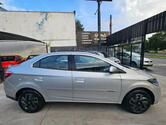 CHEVROLET-PRISMA-2014