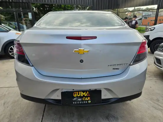 CHEVROLET-PRISMA-2014