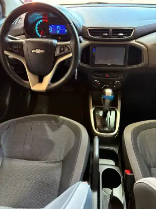 CHEVROLET-PRISMA-2014
