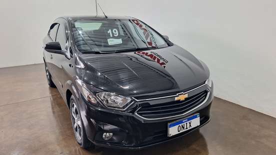 CHEVROLET-PRISMA-2018