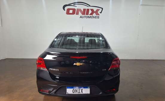 CHEVROLET-PRISMA-2018