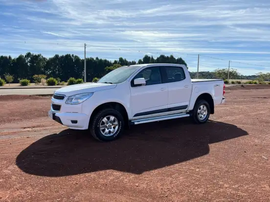 CHEVROLET-S10-2.8 LT 4X4 CD 16V TURBO DIESEL 4P AUTOMÁTICO CHEVROLET-S10-2014