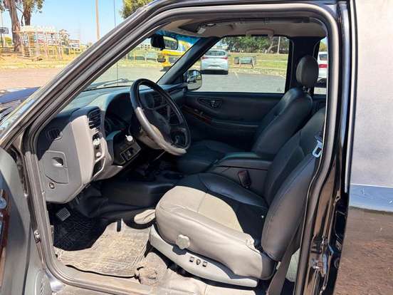 CHEVROLET-S10-2.4 ADVANTAGE 4X2 CD 8V FLEX 4P MANUAL CHEVROLET-S10-2010