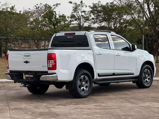 CHEVROLET-S10-2.4 LTZ 4X2 CD 8V FLEX 4P MANUAL CHEVROLET-S10-2013