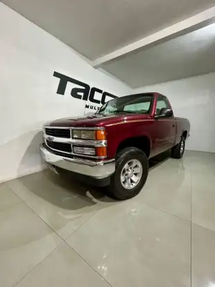 CHEVROLET-SILVERADO-2001