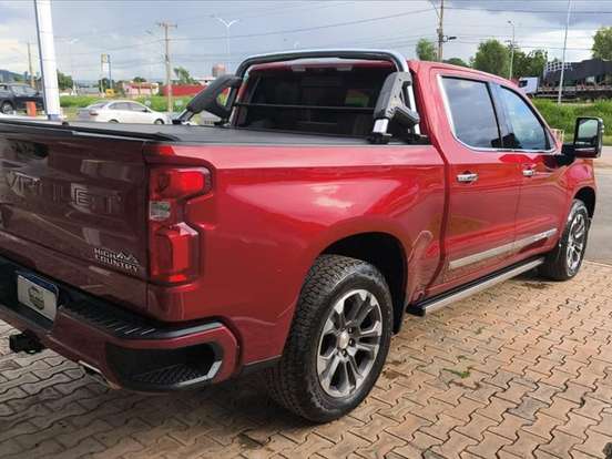 CHEVROLET-SILVERADO-5.3 V8 GASOLINA 1500 HIGH COUNTRY 4X4 AUTOMÁTICO CHEVROLET-SILVERADO-2023