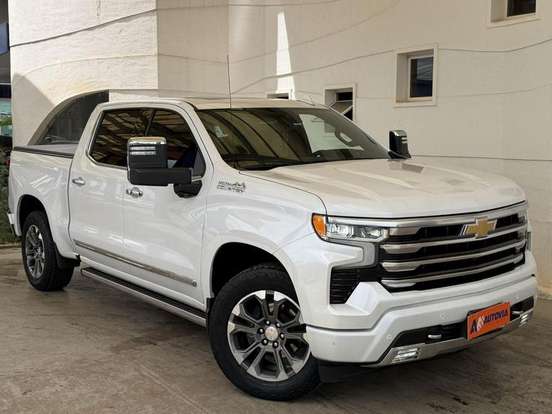 CHEVROLET-SILVERADO-5.3 V8 GASOLINA 1500 HIGH COUNTRY 4X4 AUTOMÁTICO CHEVROLET-SILVERADO-2024