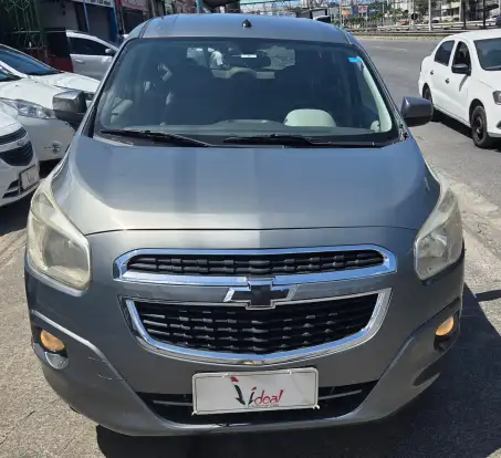 CHEVROLET-SPIN-2013