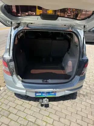 CHEVROLET-SPIN-2012