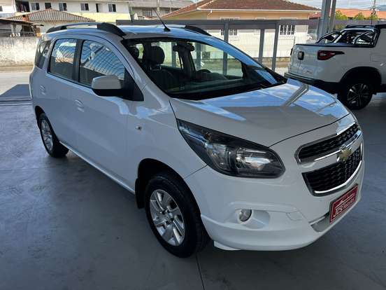CHEVROLET-SPIN-2013