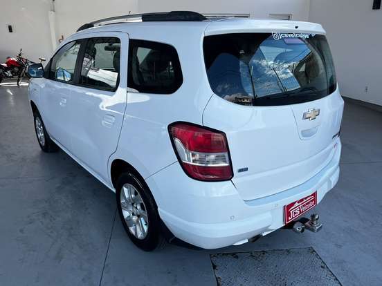 CHEVROLET-SPIN-2013