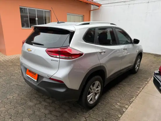 CHEVROLET-TRACKER-2020