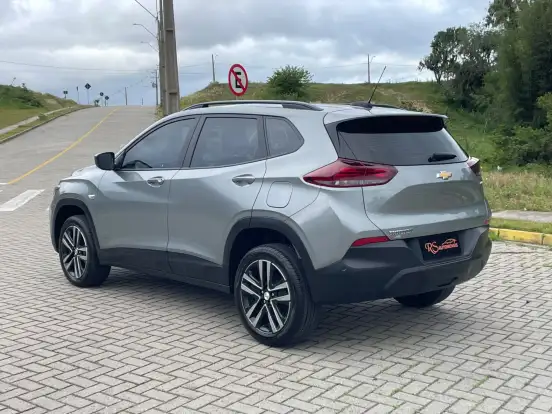 CHEVROLET-TRACKER-2024