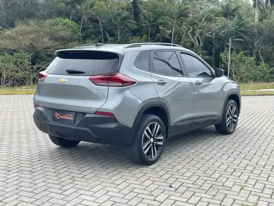 CHEVROLET-TRACKER-2024