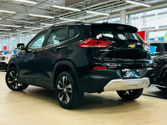 CHEVROLET-TRACKER-2021