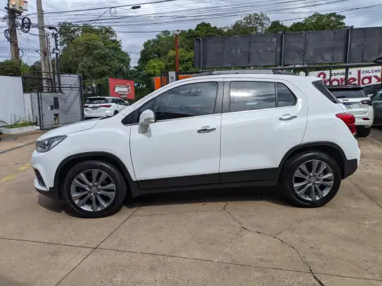 CHEVROLET-TRACKER-2018