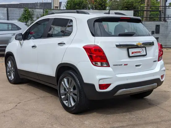 CHEVROLET-TRACKER-2018