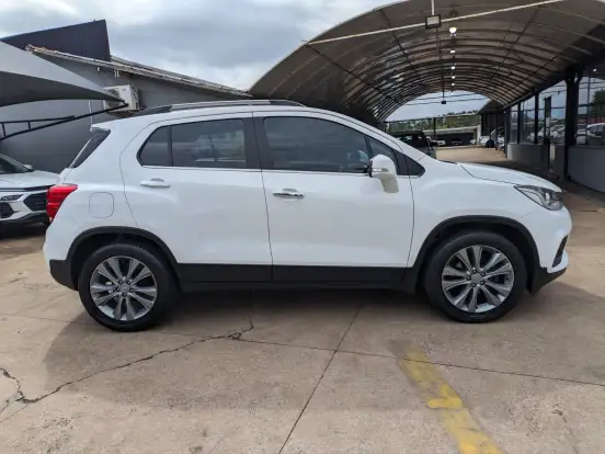 CHEVROLET-TRACKER-2018