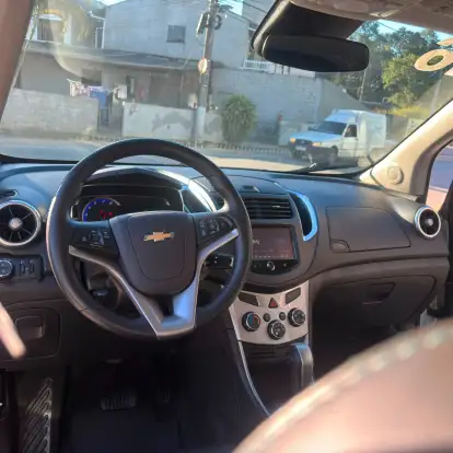 CHEVROLET-TRACKER-2016