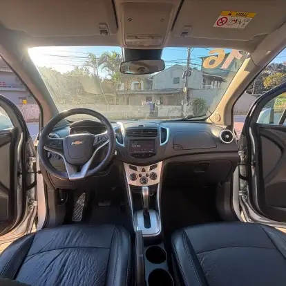 CHEVROLET-TRACKER-2016