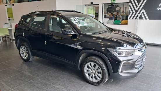 CHEVROLET-TRACKER-2024