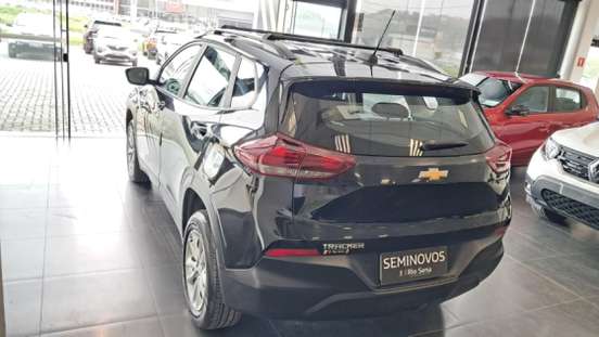 CHEVROLET-TRACKER-2024