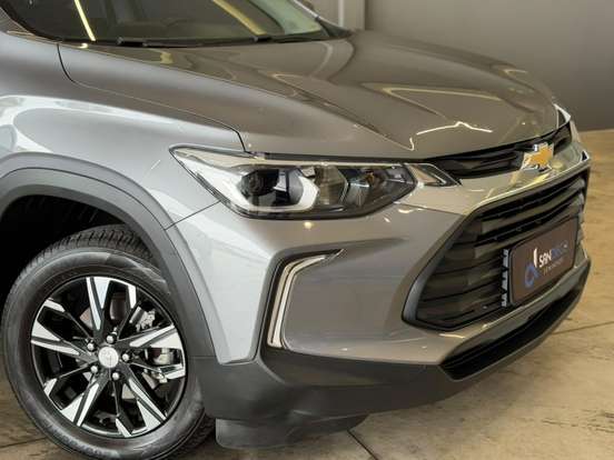 CHEVROLET-TRACKER-2021