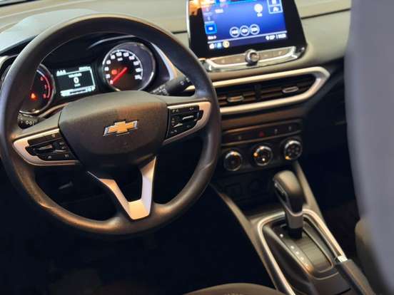 CHEVROLET-TRACKER-2021