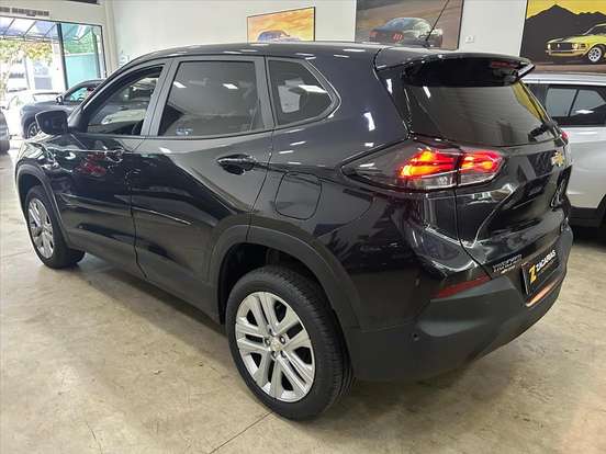 CHEVROLET-TRACKER-2025