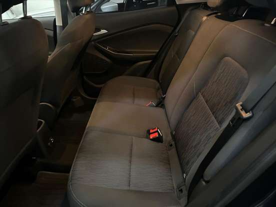 CHEVROLET-TRACKER-2025