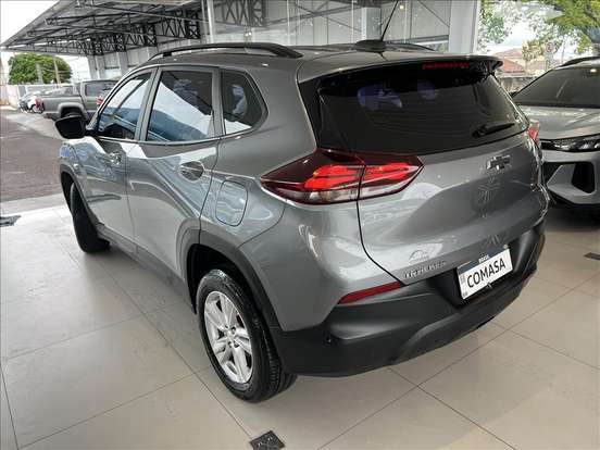 CHEVROLET-TRACKER-2022