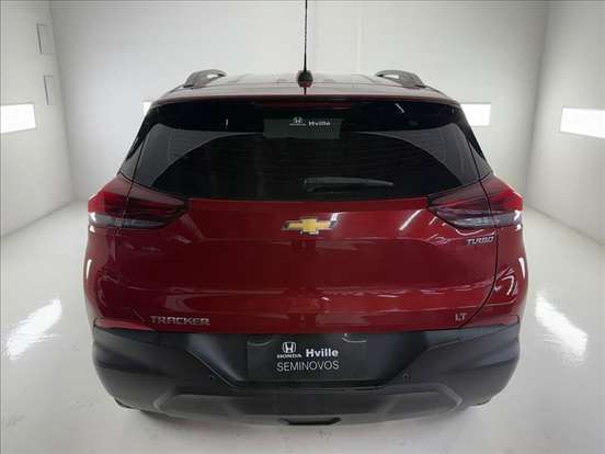 CHEVROLET-TRACKER-2023