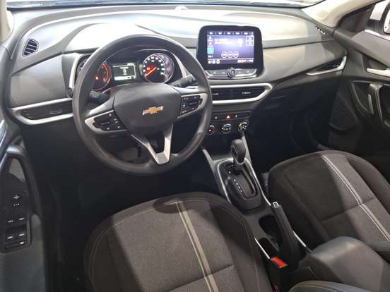 CHEVROLET-TRACKER-2025