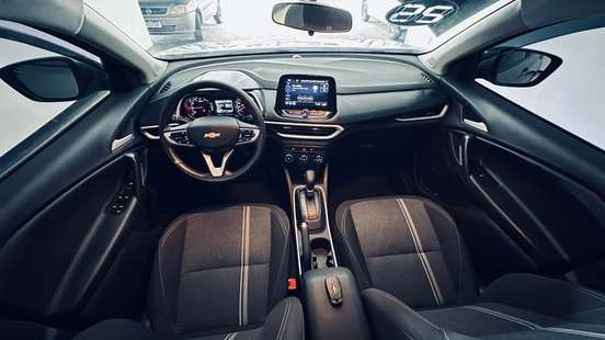 CHEVROLET-TRACKER-2024