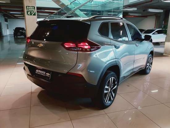 CHEVROLET-TRACKER-2023