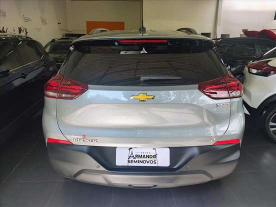 CHEVROLET-TRACKER-2024
