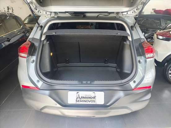 CHEVROLET-TRACKER-2024