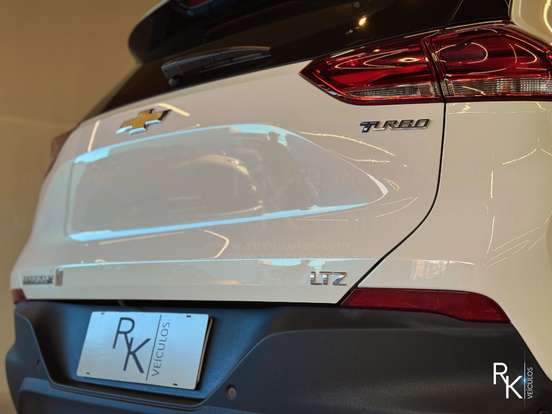 CHEVROLET-TRACKER-2020