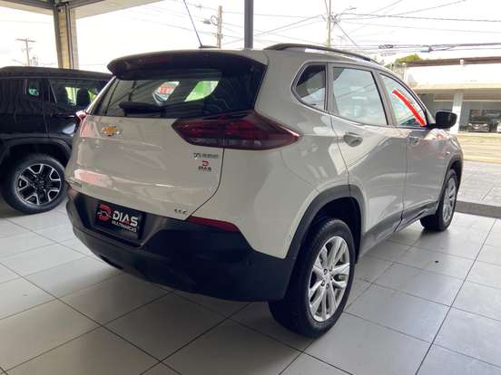 CHEVROLET-TRACKER-2022