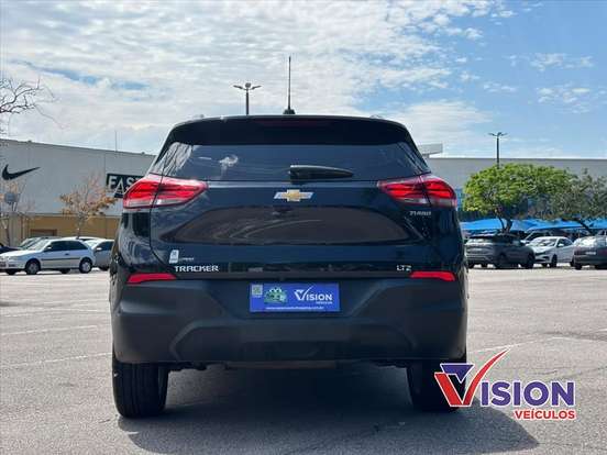 CHEVROLET-TRACKER-2021