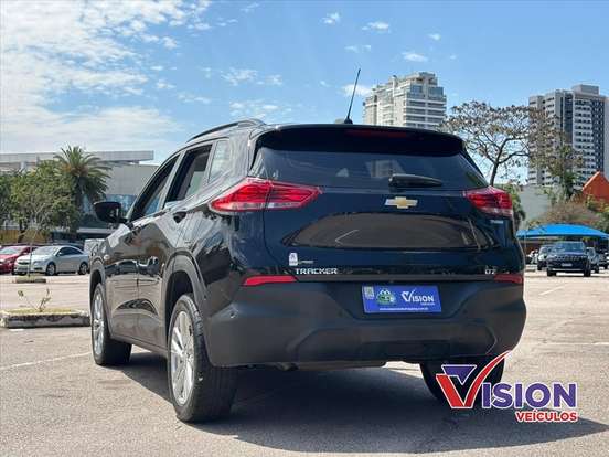 CHEVROLET-TRACKER-2021